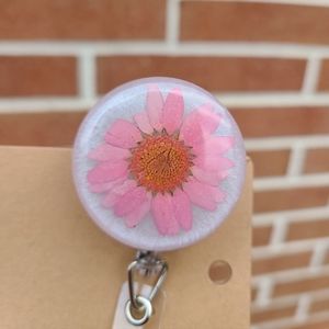 Pink Daisy Badge Reel